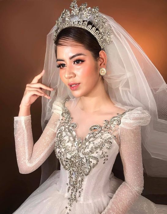 Khoảnh khắc cô dâu lộng lẫy tại Duyên Lâm Makeup