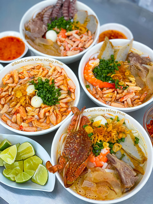 quan banh canh tom tit Nha Trang 3.png