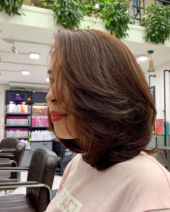 Hình ảnh đội ngũ stylist đang làm việc tại Hair Salon Tuấn AMI