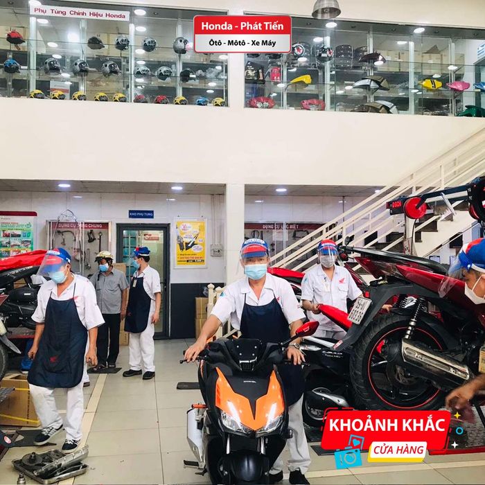 Xưởng dịch vụ hiện đại đạt chuẩn Honda tại Phát Tiến