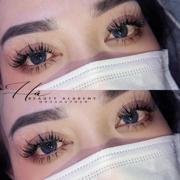 Hình ảnh thực tế lớp học nối mi tại Hà Beauty Academy