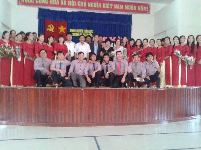 Hình ảnh ấn tượng về Trường Tiểu học Xuân Hòa - góc nhìn mới