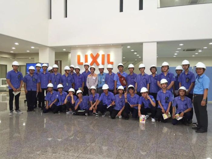 Khuôn viên xanh - hiện đại tại cơ sở Nhơn Trạch