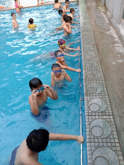 Góc thư giãn tuyệt đẹp tại Bể Bơi Lâm Thao