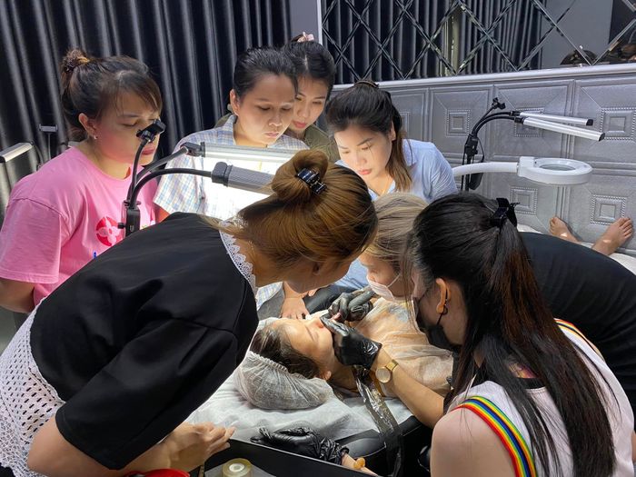 Không gian đào tạo hiện đại tại Emily Beauty & Academy