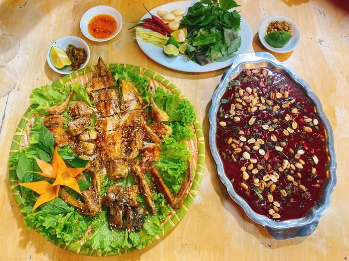Không gian tiệc tùng sôi động tại PHỐ BEER Restaurant - Ảnh 3