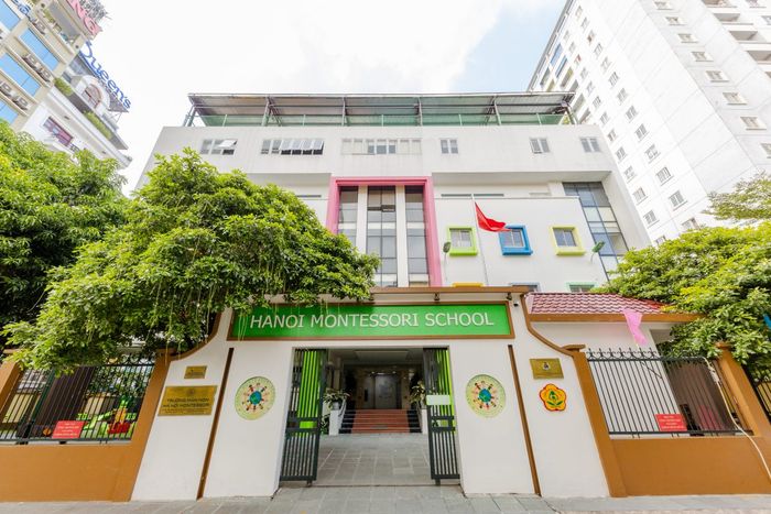 Hình ảnh 1 - Khuôn viên xanh mát và cơ sở vật chất hiện đại tại Hanoi Montessori School