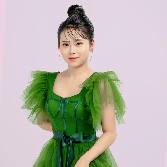 Violet Studio - Kiệt tác thứ hai