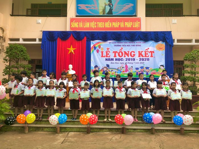Hình ảnh Trường Tiểu học Phù Đổng - Lớp học hiện đại
