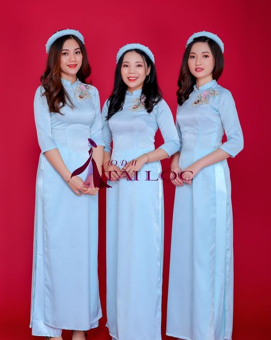 Hình ảnh đầu tiên về Áo Dài Tài Lộc - nơi gìn giữ nét đẹp truyền thống qua từng đường kim mũi chỉ