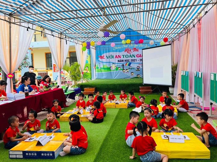Khoảnh khắc đáng yêu tại Mầm non Diễn Liên - Bức ảnh số 1 lưu giữ những nụ cười hồn nhiên