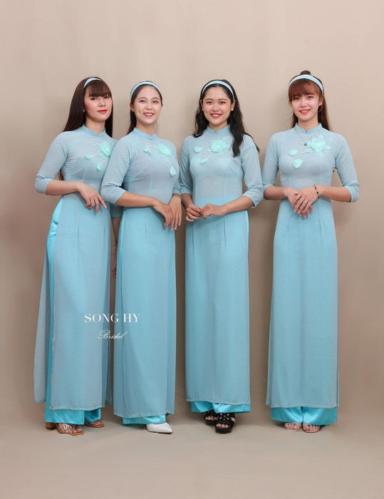 Áo dài Song Hỷ - phiên bản hình ảnh thứ 2, nét đẹp truyền thống hòa quyện hiện đại