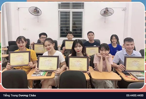 Hình ảnh lớp học sôi động tại Tiếng Trung Dương Châu