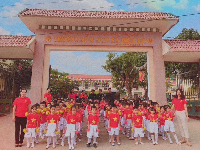 Những khoảnh khắc vui chơi hồn nhiên của bé tại Trường Mầm Non Diễn Lợi