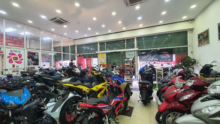 Không gian trưng bày hiện đại tại Honda Chí Dũng