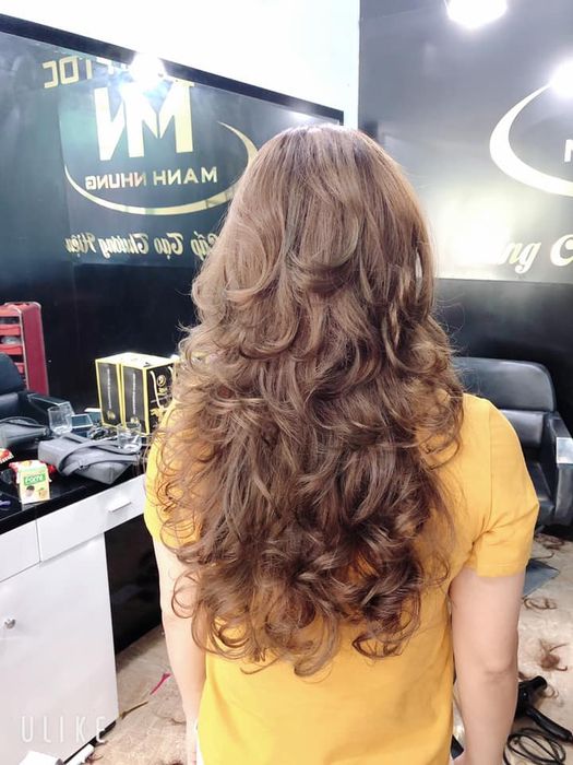 Hình ảnh không gian sang trọng tại Salon Mạnh Nhung