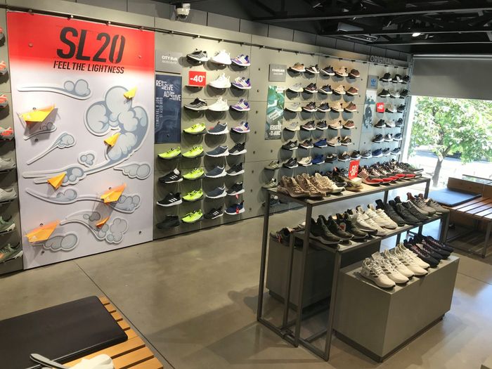 Adidas ảnh 3