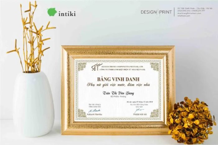 Mẫu giấy khen tinh tế từ In Tiết Kiệm