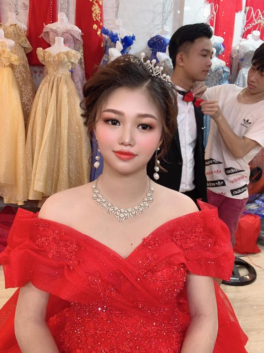 Khoảnh khắc cô dâu rạng ngời cùng Ánh Dương Bridal - Ảnh 2