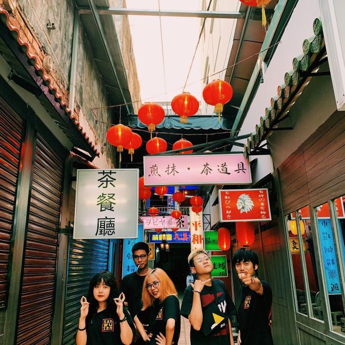 Không gian Hong Kong vintage đầy màu sắc tại San Wu San