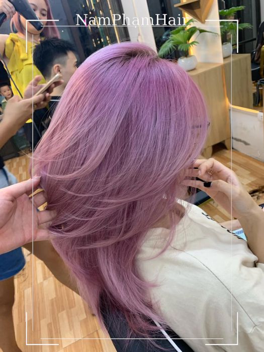Hình ảnh không gian sang trọng tại Nam Phạm Hair Salon