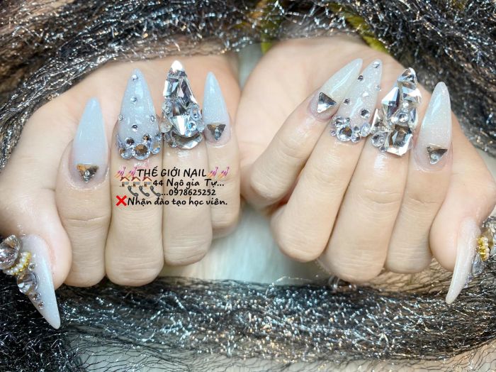 Không gian sáng tạo tại Thế giới Nail Nguyễn Bích Quyên