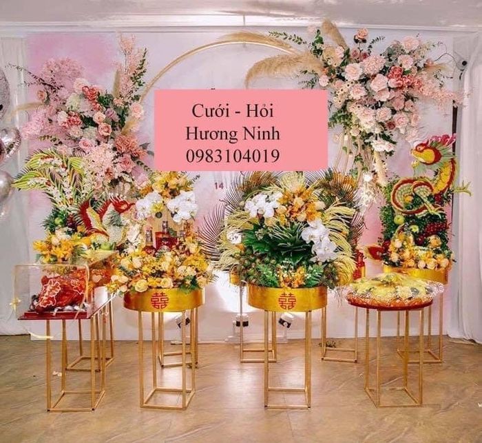 Hình ảnh ấn tượng về mẫu tráp cưới tại HƯƠNG NINH – Chi tiết đẹp mắt và đầy cảm hứng