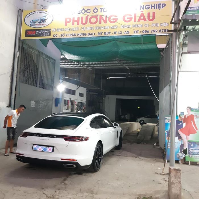 Không gian chuyên nghiệp tại Phương Giàu Car Care