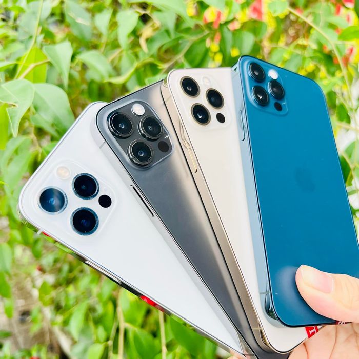 Trải nghiệm mua sắm thực tế tại cửa hàng Ly iPhone