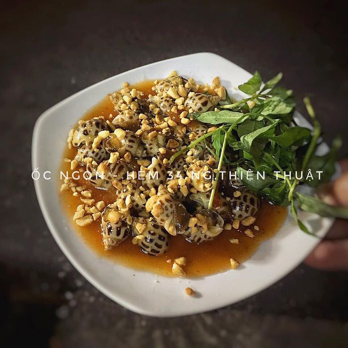 Những khoảnh khắc ẩm thực đáng nhớ tại Quán Ốc Ngon