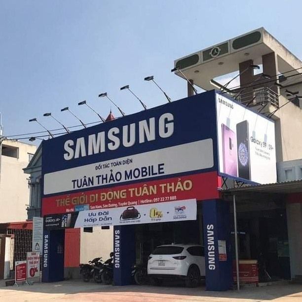 [Hình ảnh] Thế Giới Di Động Tuân Thảo - Không gian trưng bày hiện đại