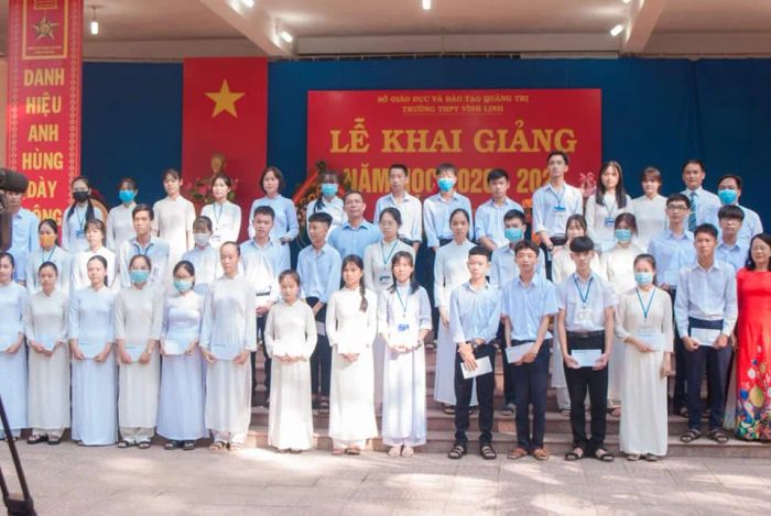 Hình ảnh đẹp về ngôi trường THPT Vĩnh Linh - tỏa sáng với bề dày thành tích giáo dục