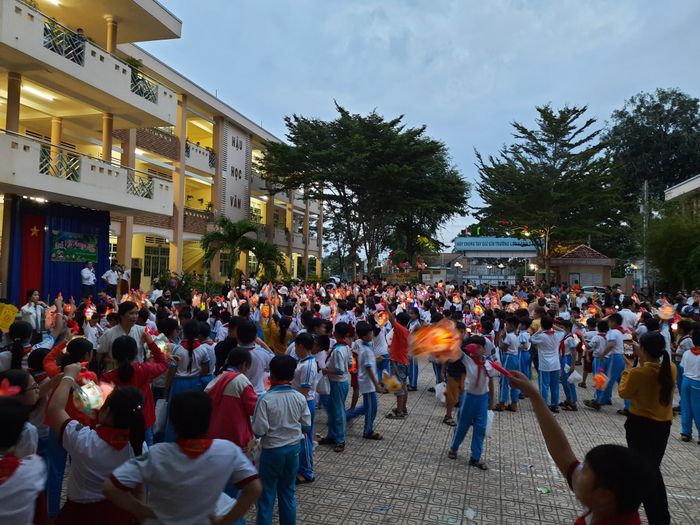 Hình ảnh Trường Tiểu học Xuân Hòa - Ngôi trường xanh mát