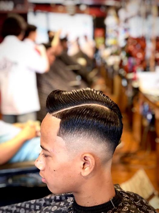 Không gian nghệ thuật đậm chất nam tính tại THUẬT BARBER SHOP