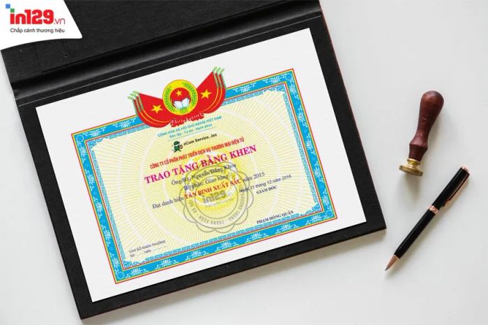 Mẫu giấy khen tinh tế từ Công ty CP In129
