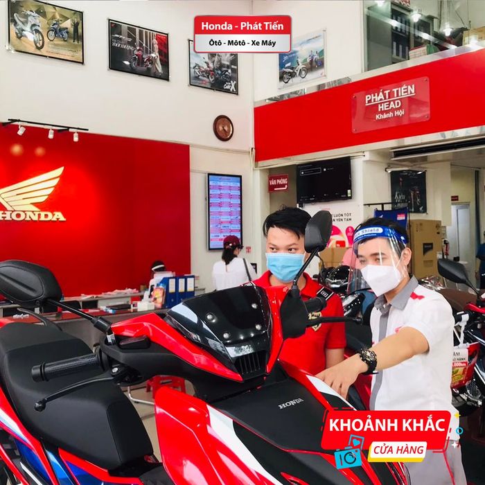 Không gian trưng bày đẳng cấp tại HEAD Phát Tiến
