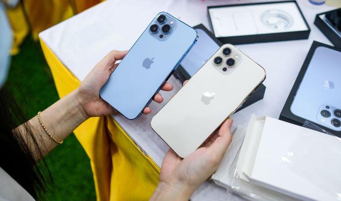 Đội ngũ chuyên viên tư vấn tại FPT Shop