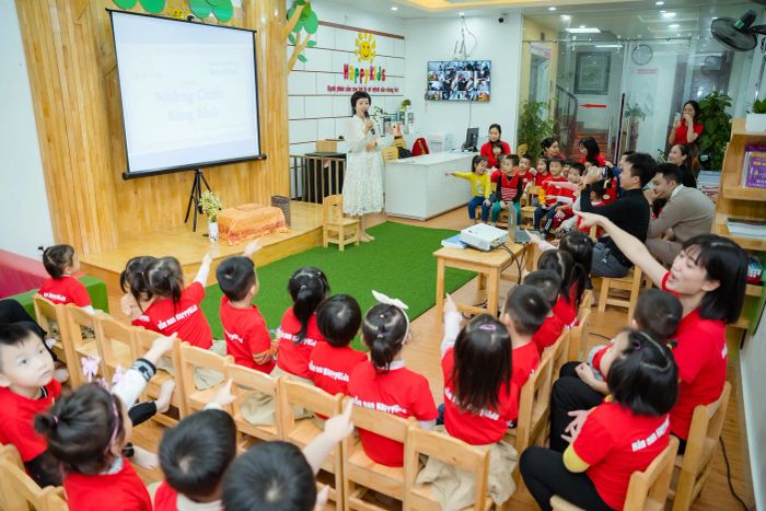 Hình ảnh không gian hiện đại tại Nha Khoa Pha Lê