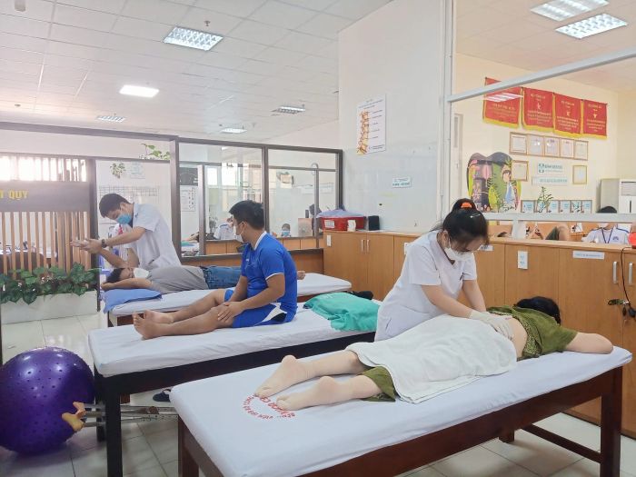 Hình ảnh thiết bị hiện đại tại Khoa Phục hồi chức năng Bệnh viện 199