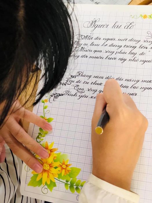 Hình ảnh Luyện Chữ Đẹp Quận 11 - Hoa Tâm Việt - 2