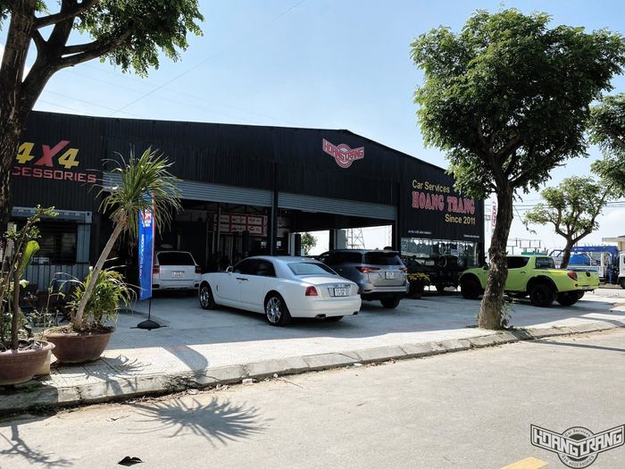 Không gian làm việc tiêu chuẩn tại HOANG TRANG Car Services