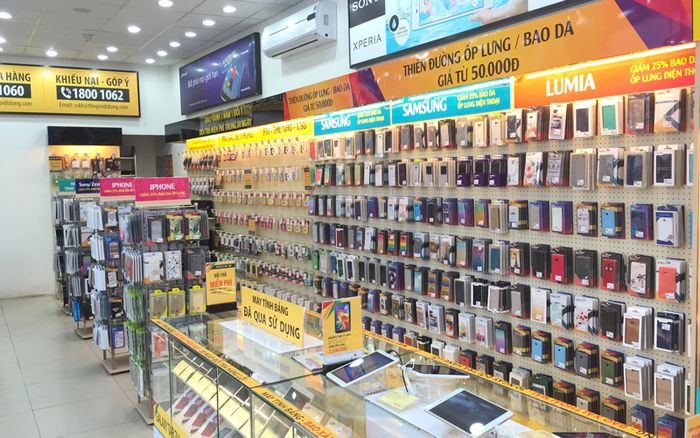 Không gian trải nghiệm sản phẩm công nghệ tại Thế Giới Di Động