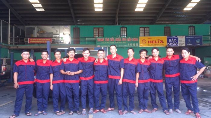 Hình ảnh trung tâm dịch vụ ô tô Bảo Khoa
