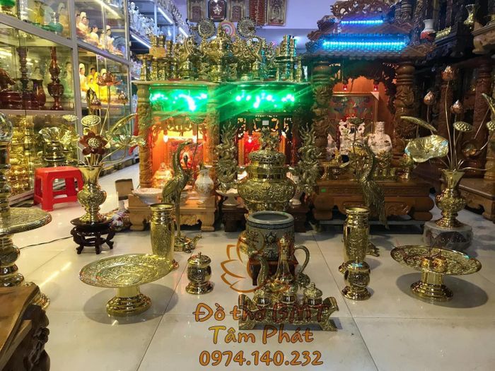 Bộ sưu tập đồ thờ cúng tinh tế tại Đồ Thờ Tâm Phát BMT
