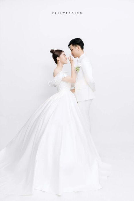 Tinh hoa váy cưới từ ELI Wedding