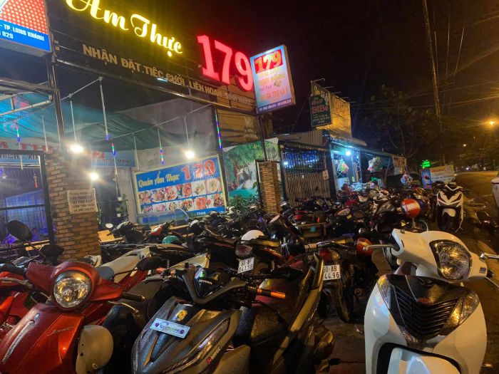 Không gian tiệc sang trọng tại Ẩm Thực 179