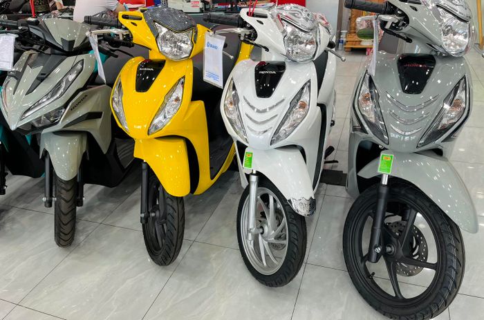 Không gian trưng bày tại Xe Máy Long Bình - Ảnh 1