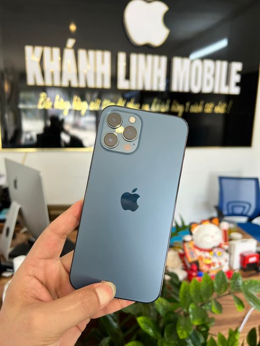 Đội ngũ chuyên viên tận tâm tại Khánh Linh Mobile