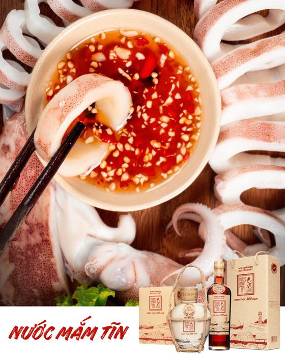 Hình ảnh bộ sưu tập nước mắm Tĩn đóng chai sang trọng