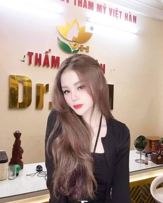 Hình ảnh công nghệ hiện đại tại Viện Thẩm Mỹ DR.KIM